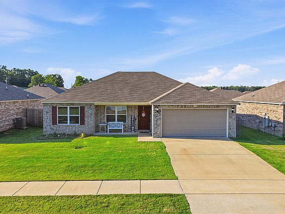 2nd image of 1350 Acuff Ln