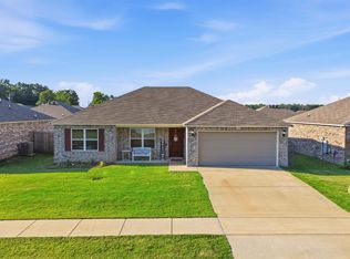 1350 Acuff Ln, Conway, AR 72034