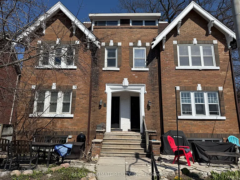 8 Avion Ave #5 — Photo 1