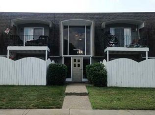 1512 Lafontenay Ct, Louisville, KY 40223