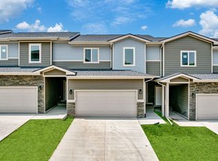 350 Harmony Ave, West Des Moines, IA 50266