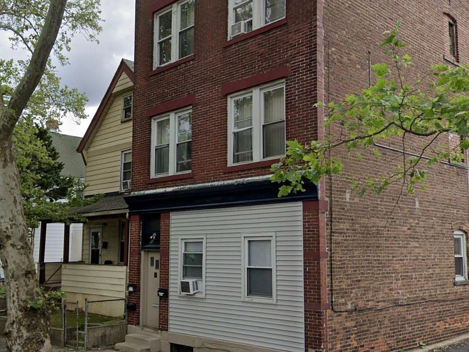 1st image of 84 Bedford St #3A