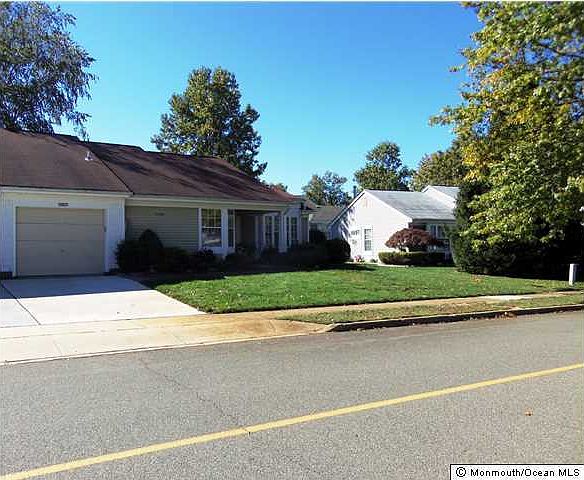 1st image of 1034 Thornbury Lane #B