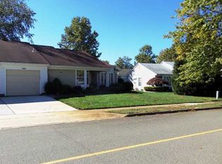 1034 Thornbury Ln #B, Manchester Township, NJ