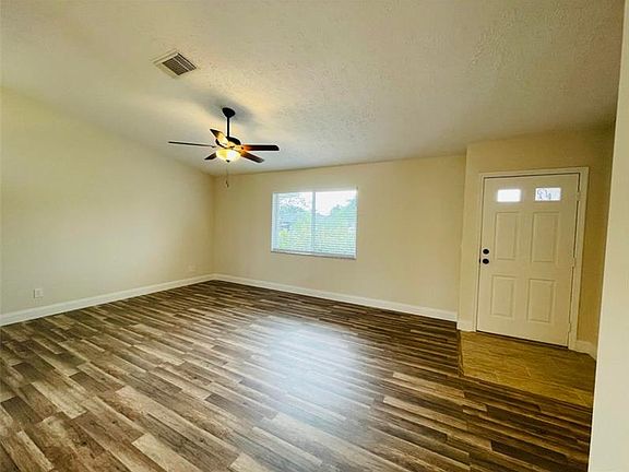 2nd image of 667 SE Crescent Ave #1