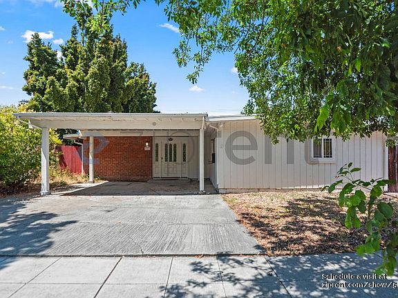 2nd image of 921 Lakebird Dr