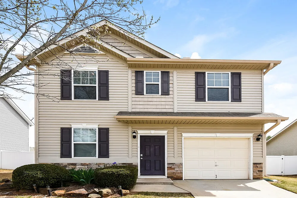 3 bed, 2.5 bath, 1360 sqft, $1,890 — Photo 1