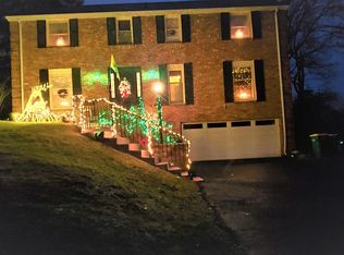 295 McIntyre Rd, Pittsburgh, PA 15237