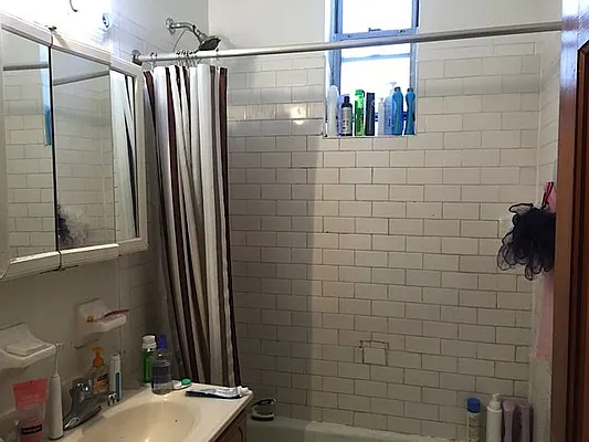 Rented by Friedman Roth Realty | media 34