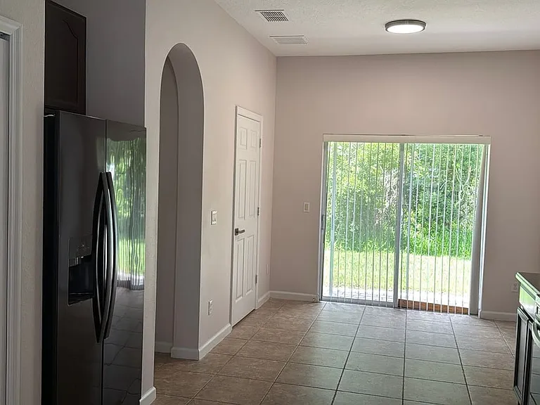 16617 Cedar Crest Dr — Photo 24