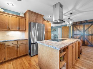 6216 Wild Flower Ct, Mc Farland, WI 53558