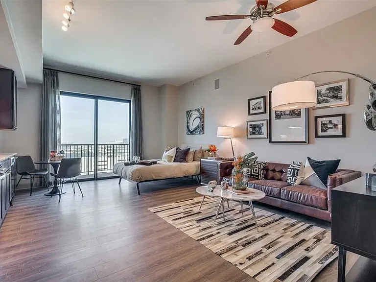 9789 Katy Fwy #1212 — Photo 1