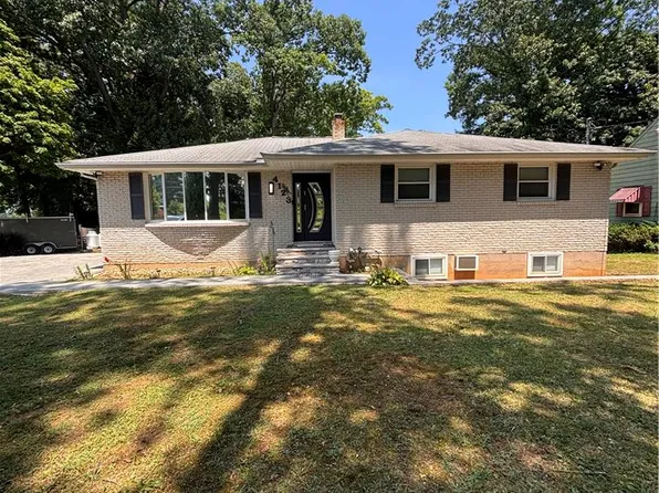 4123 Oakland Rd, Bethlehem, PA 18020