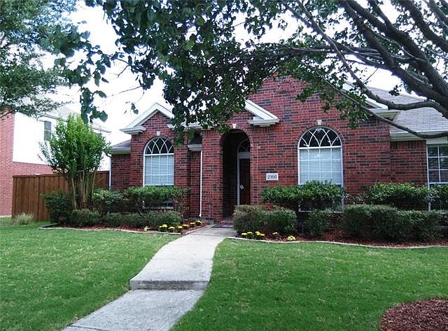 1st image of 2508 Deer Horn Dr