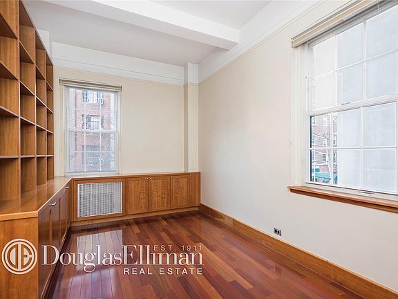 5th image of 1349 Lexington Ave APT 2D