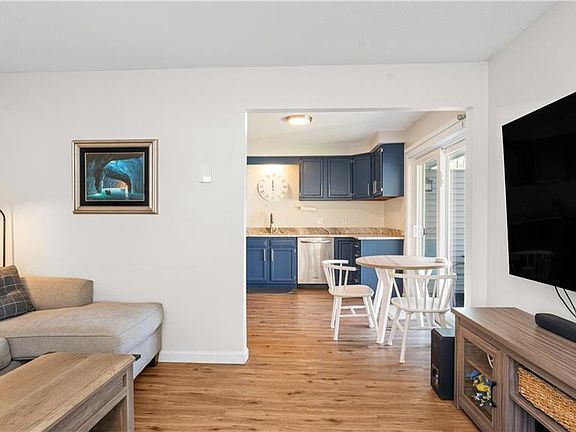 2nd image of 200 Post Rd APT 610