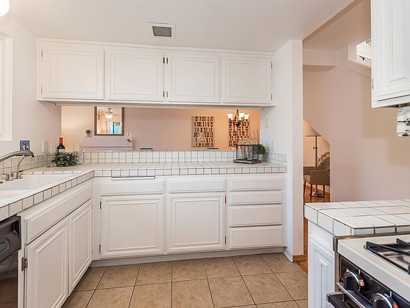 4th image of 407 W Pedregosa St Unit 6