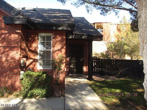 2nd image of 1 Stratford Hall Cir