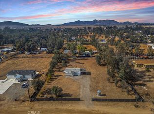 28689 Dawn Ln, Winchester, CA 92596