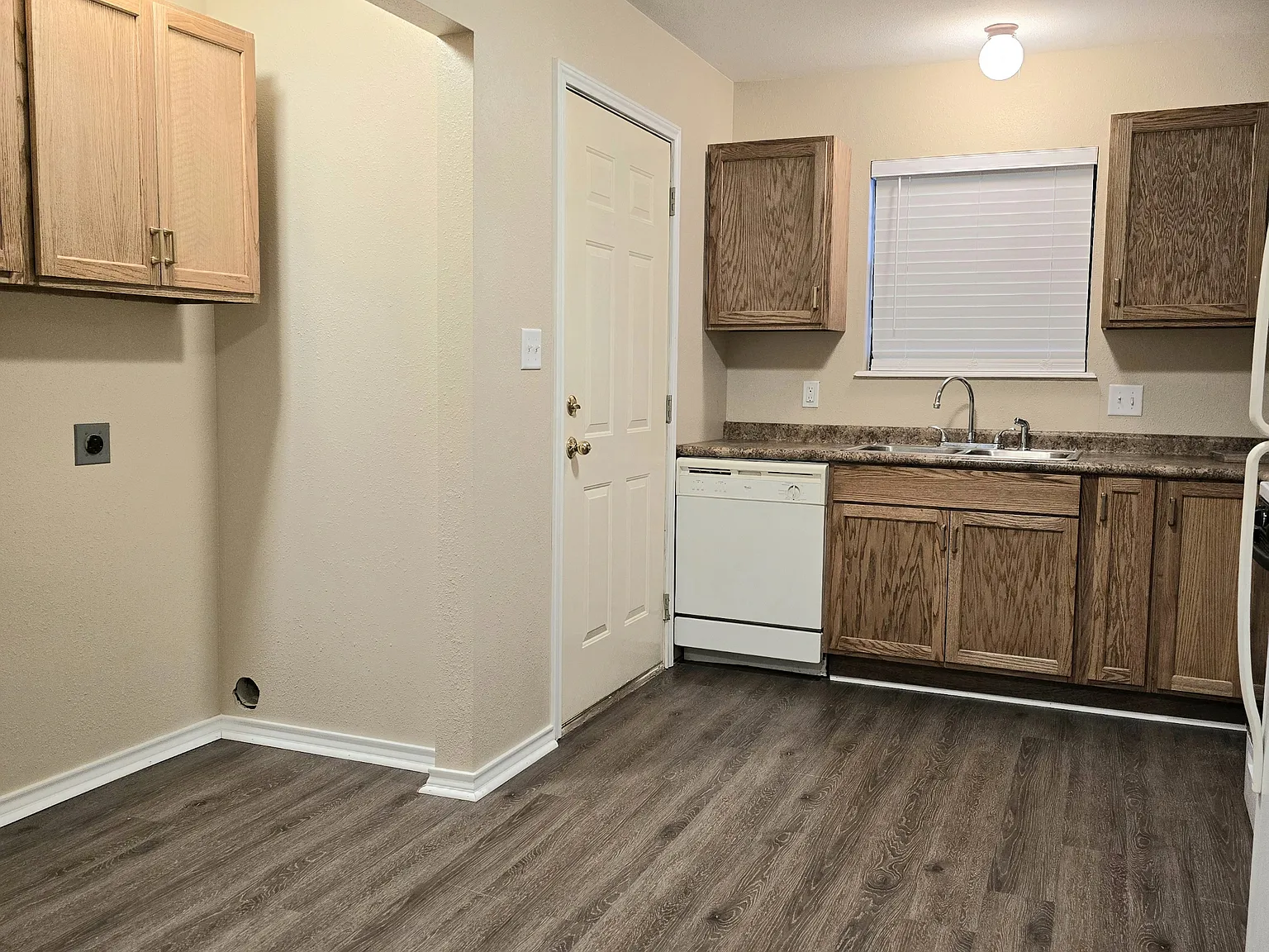 640 Canada Street - 5 — Photo 2