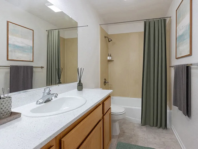 Oceanwood Apartments — Photo 16