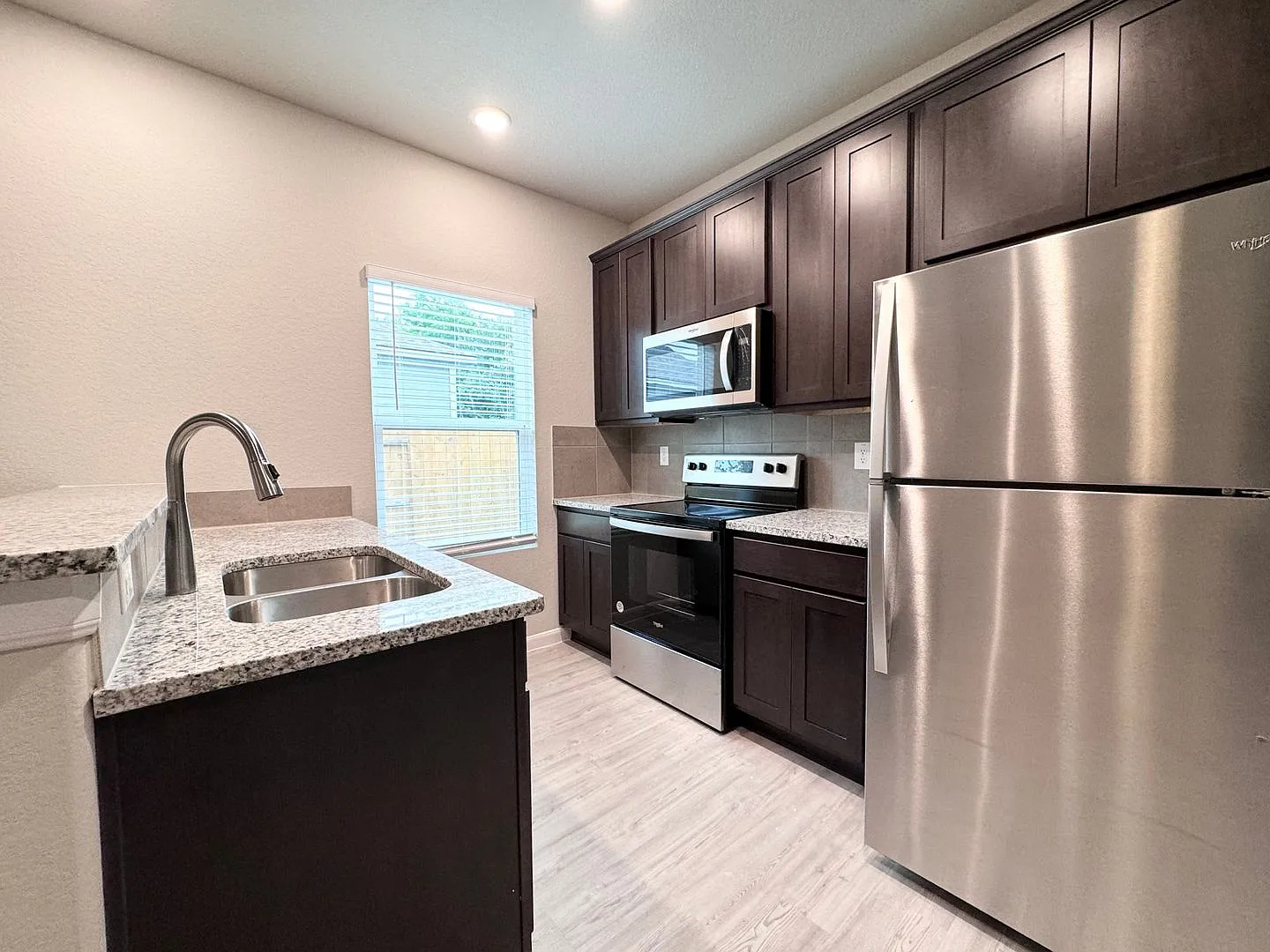 Luxury Duplex in Seguin! — Photo 3
