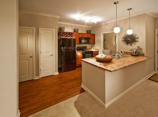 14295 Mourning Dove Ln APT 106, Noblesville, IN 46060