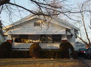 1328 E Olive St, Decatur, IL 62526