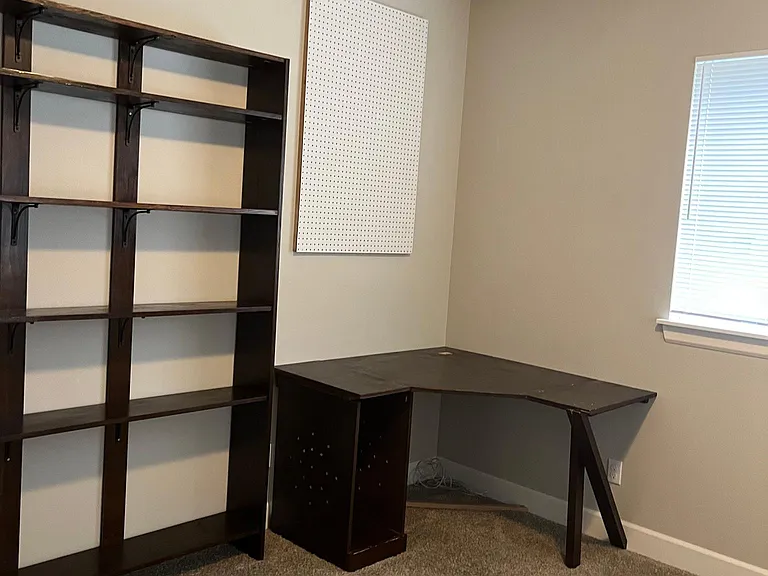 15411 Coles Ct SE — Photo 6