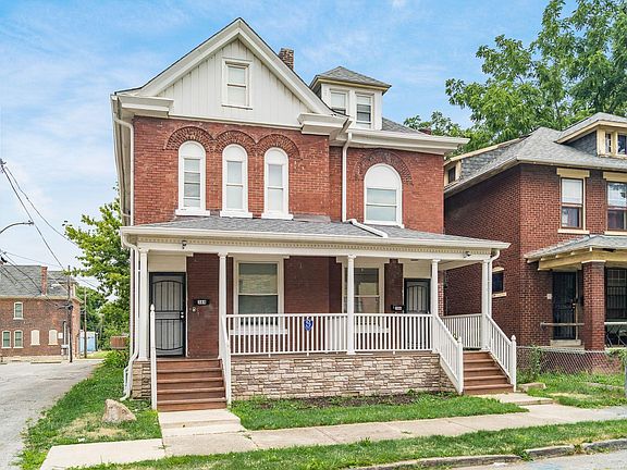 4th image of 384-386 S 22nd St