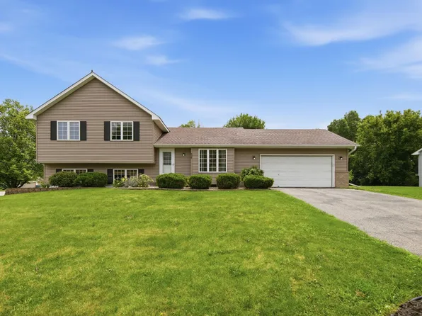 536 14th St, Delano, MN 55328