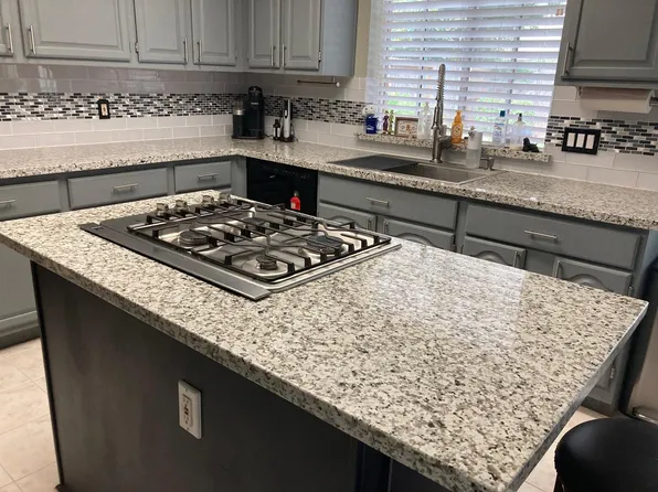 1819 Riverbend Xing, Sugar Land, TX 77478