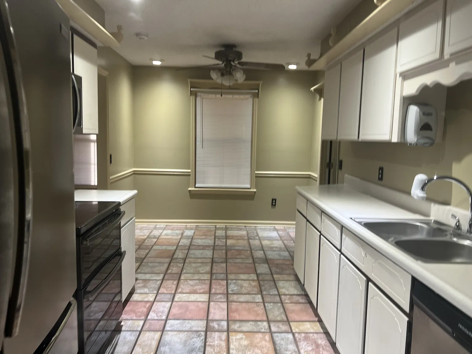 808 Barony Lane - 1 — Photo 4