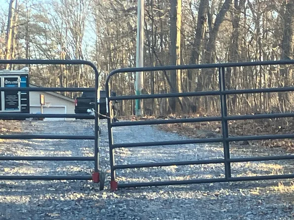 201 Spaulding Way, Bunker Hill, WV 25413