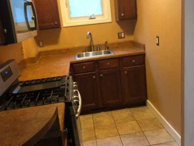 250 Ashley Blvd #1 — Photo 3