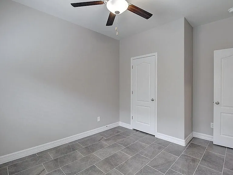 7530 Sable Creek Dr — Photo 58