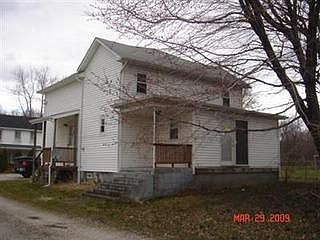 1st image of 4599 Maple Dr