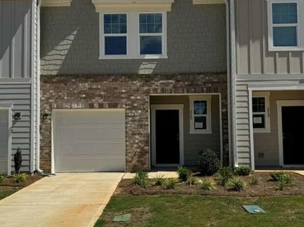 215 Bonavista Way, Locust Grove, GA 30248