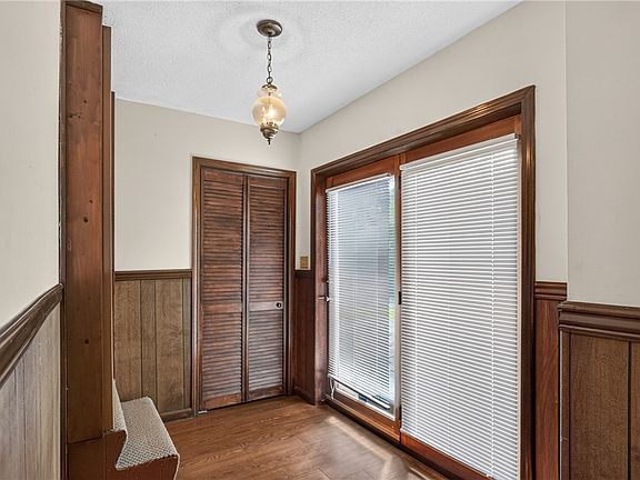 3rd image of 801 Longforest Dr
