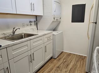 1040 Kinau St APT 306, Honolulu, HI 96814