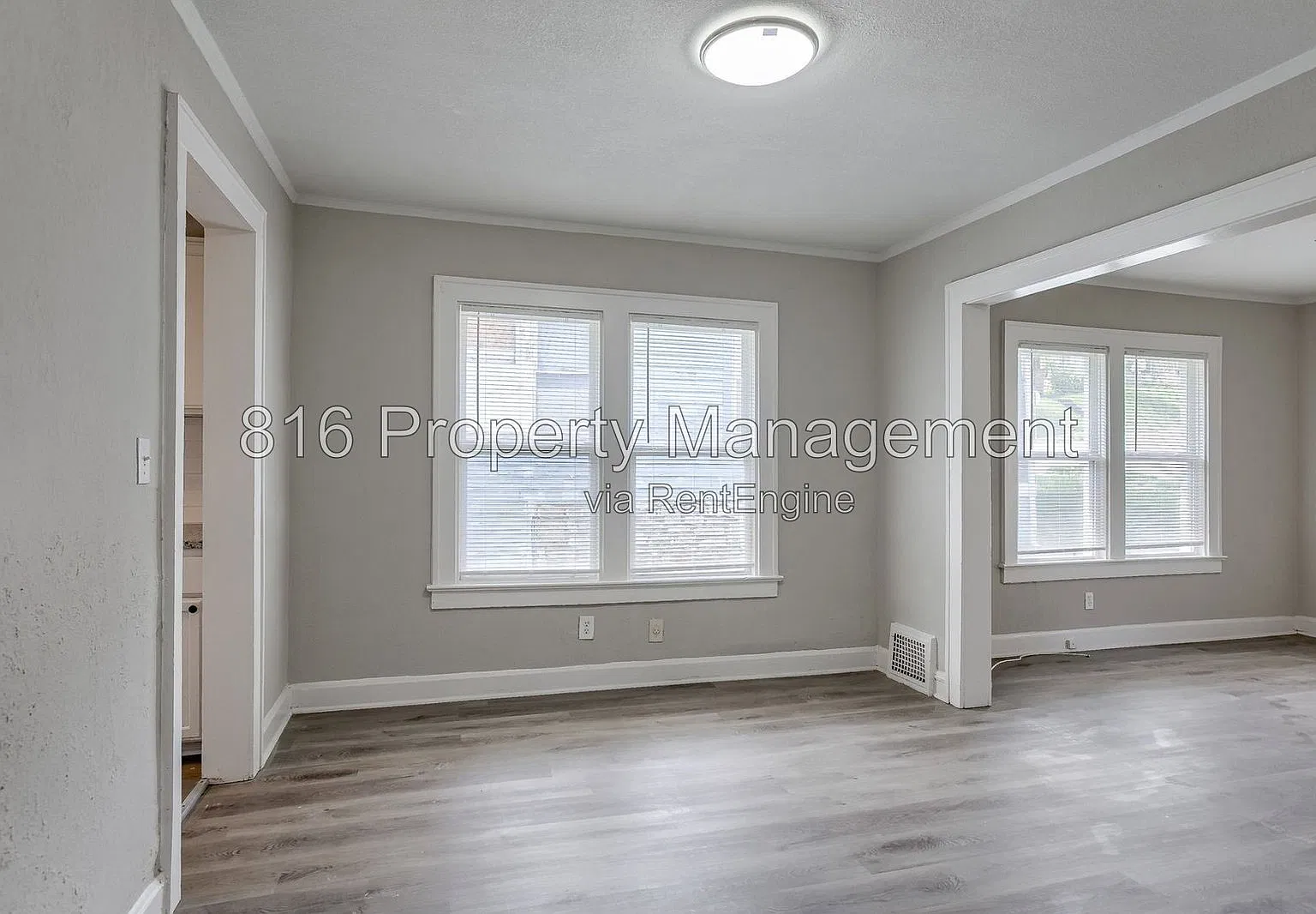 3 bed, 1.0 bath, 1121 sqft, $1,295 — Photo 1