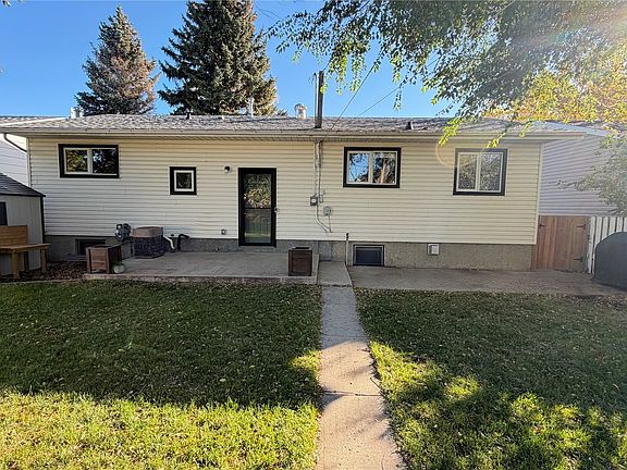 4th image of 735 Jasper Street