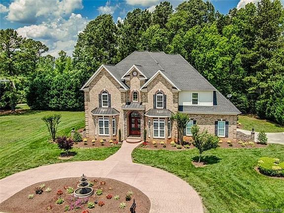 4th image of 132 Palos Verde Dr