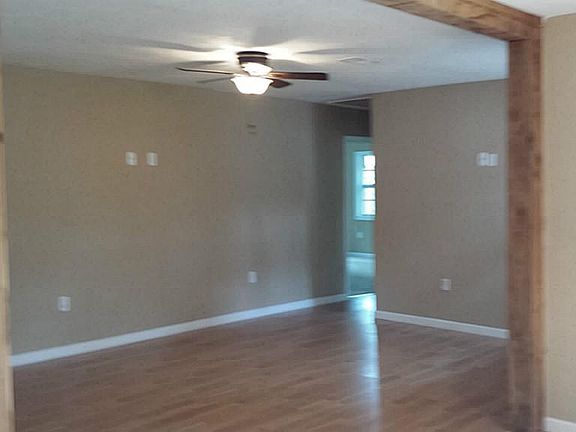 5th image of 14897 Burnett Ln
