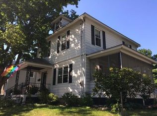 18 Fairview Ave, Northampton, MA 01060