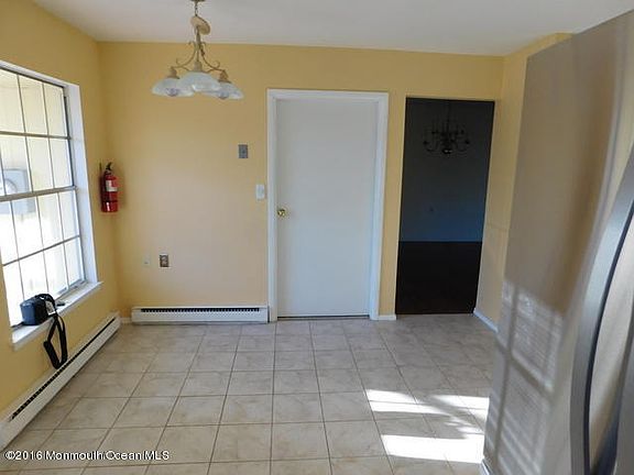 4th image of 74C Buckingham Dr