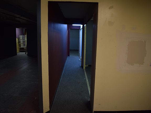 4th image of 870 Willis Ave