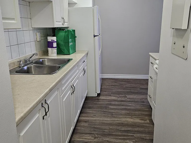 171 Willow Ave — Photo 24