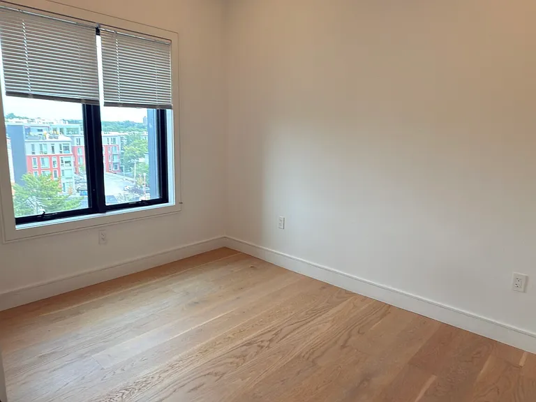 50 Leo M Birmingham Pkwy #604F — Photo 18
