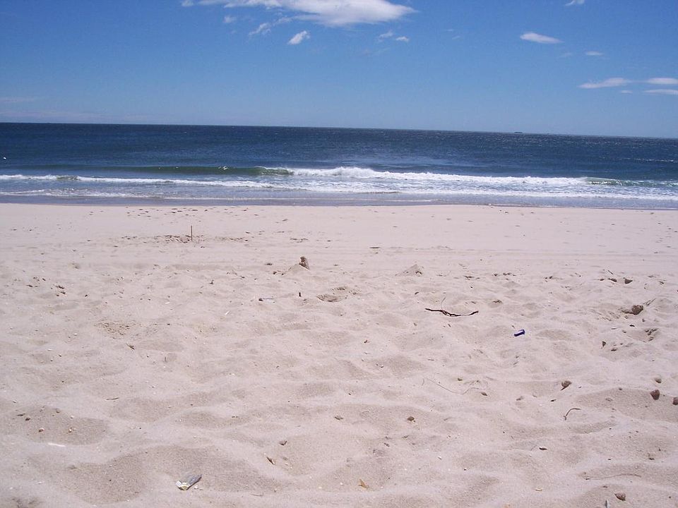 Beach at the end of the street. Easy Walking Distance